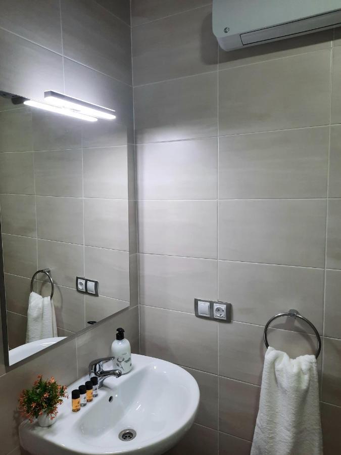 Apartamentos Clavero 10 Plasencia Exterior photo