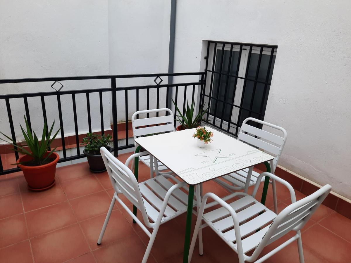 Apartamentos Clavero 10 Plasencia Exterior photo